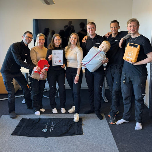 Första hjälpen & HLR-utbildning med hjärtstartare